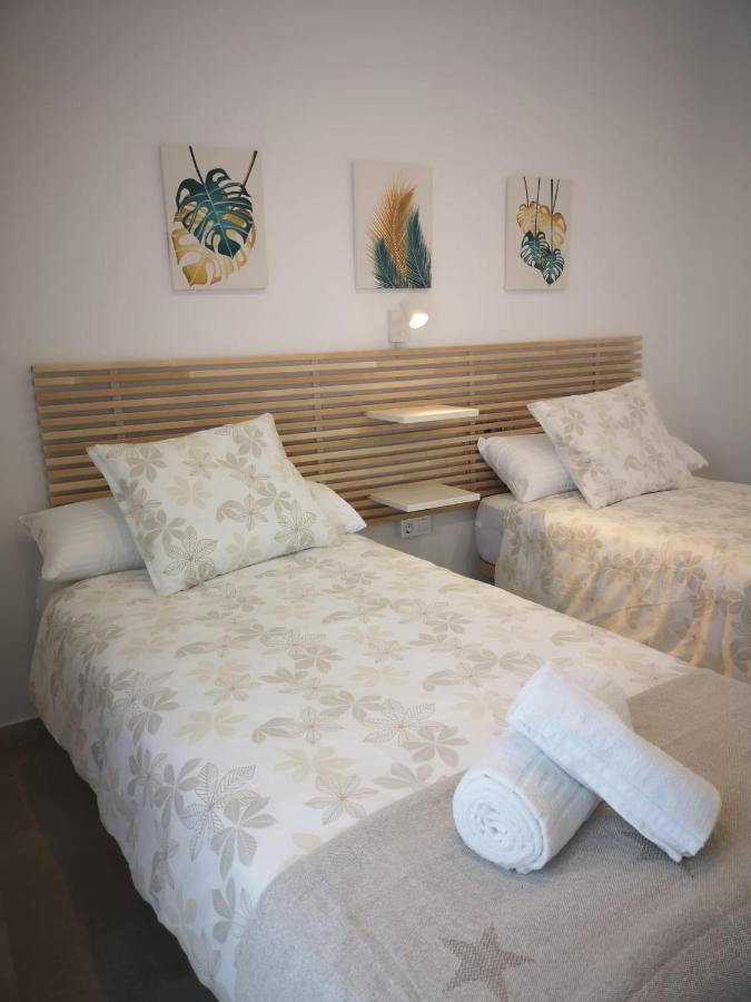 Apartamento Suite Arco De La Villa,Solo Familia Y Parejas,Parking Gratuito Conil De La Frontera Esterno foto