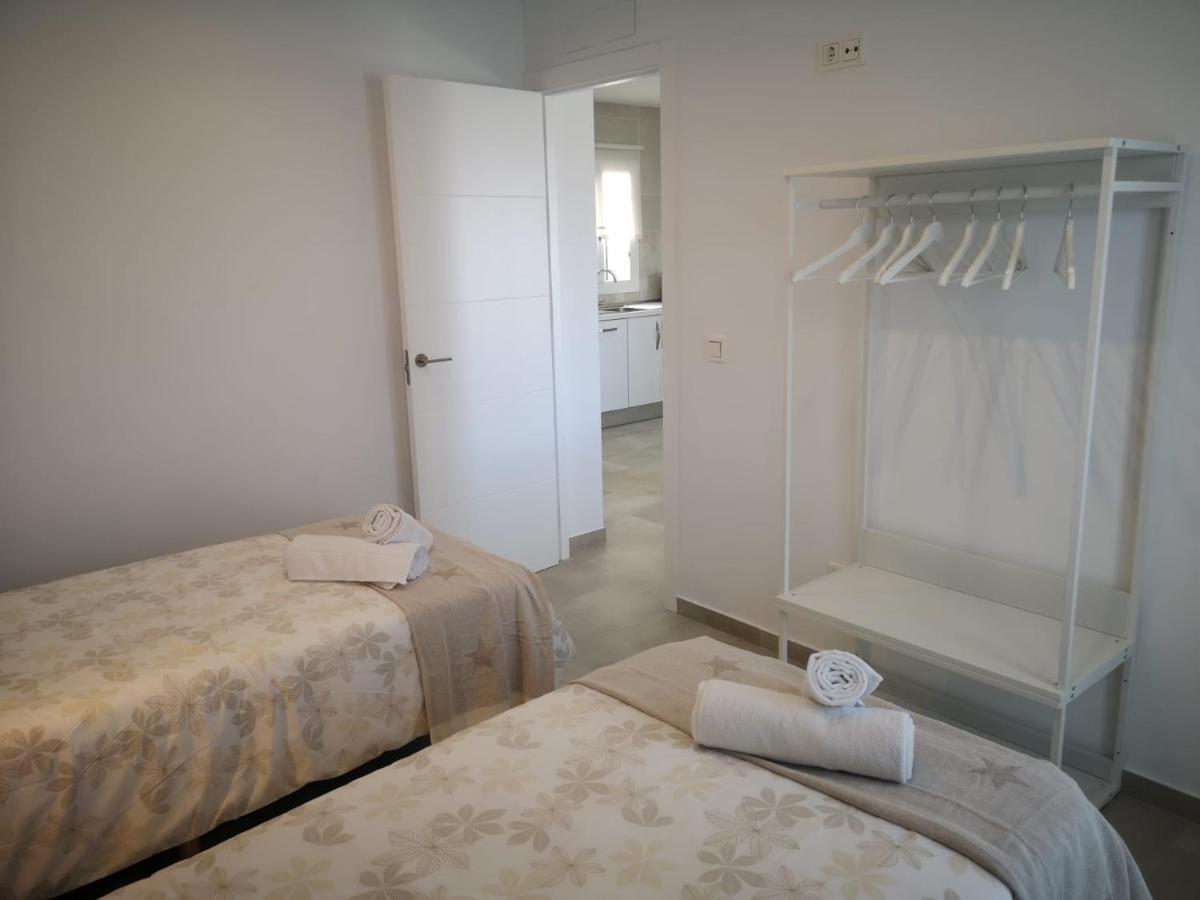 Apartamento Suite Arco De La Villa,Solo Familia Y Parejas,Parking Gratuito Conil De La Frontera Esterno foto