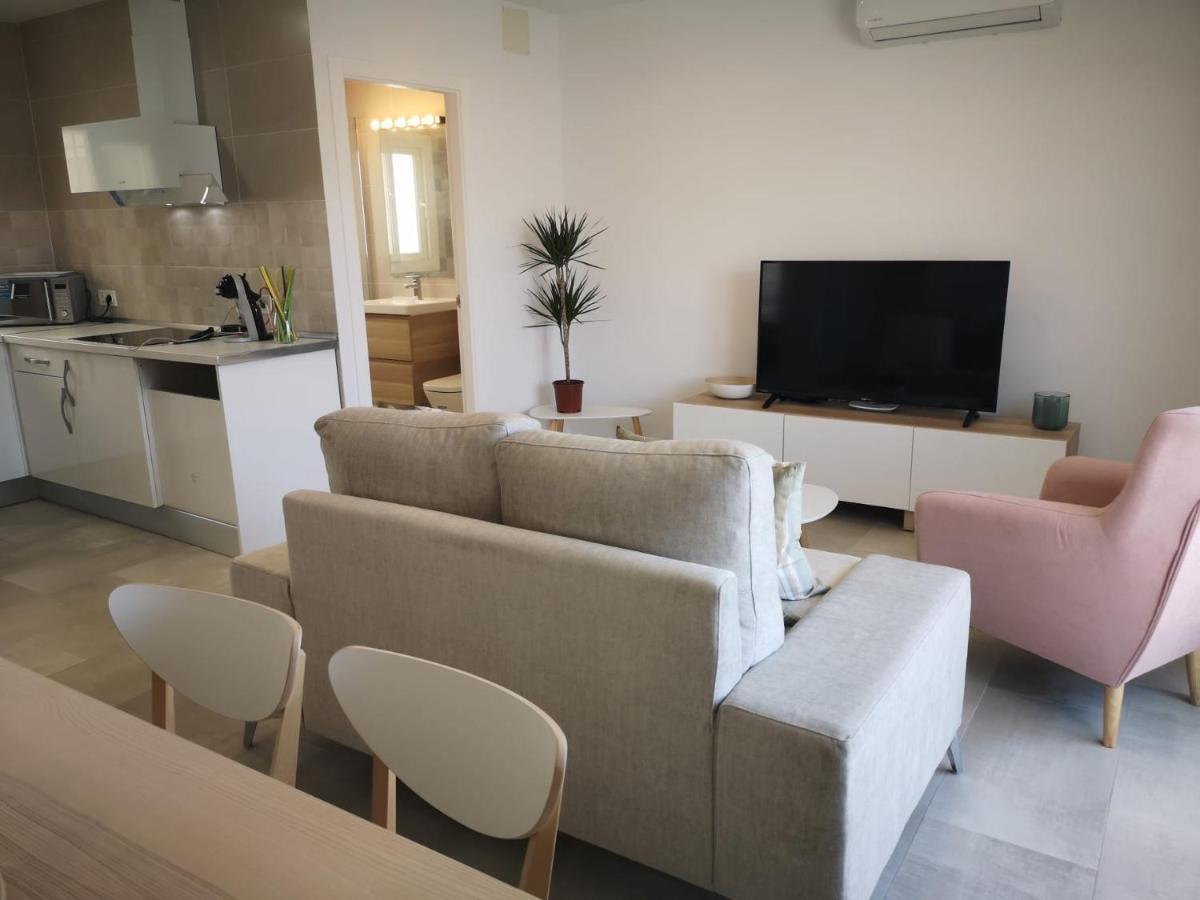 Apartamento Suite Arco De La Villa,Solo Familia Y Parejas,Parking Gratuito Conil De La Frontera Esterno foto