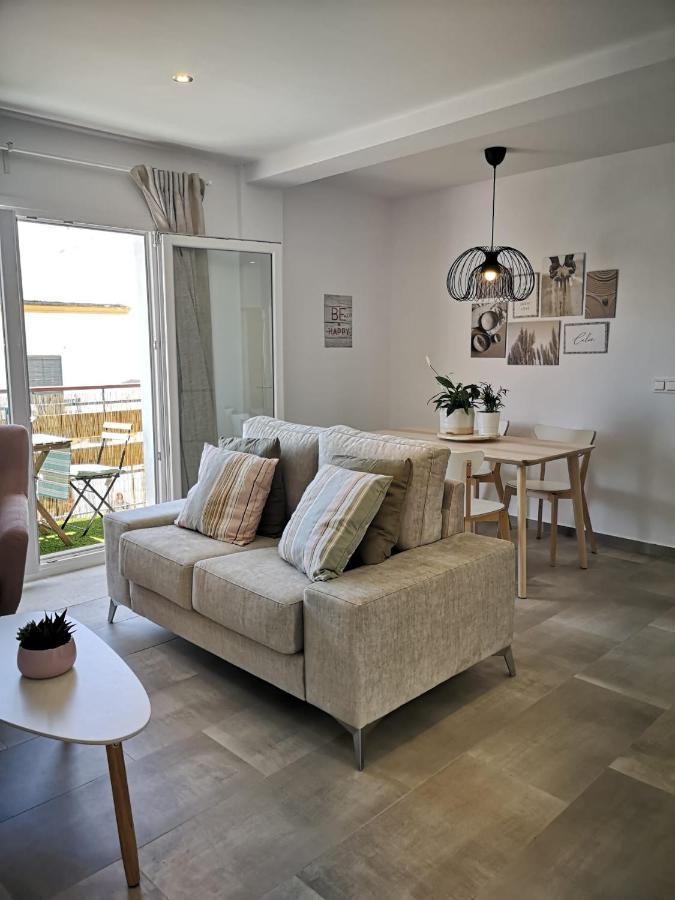 Apartamento Suite Arco De La Villa,Solo Familia Y Parejas,Parking Gratuito Conil De La Frontera Esterno foto